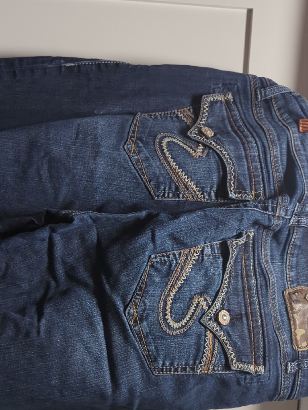 Silver Jeans Women’s Boot-Cut Jeans in Dark Blue - Picture 5 of 7